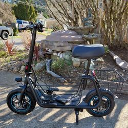 Gyroor C1S Electric Scooter 800W
Like New