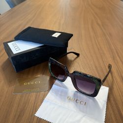Gucci Sunglasses 