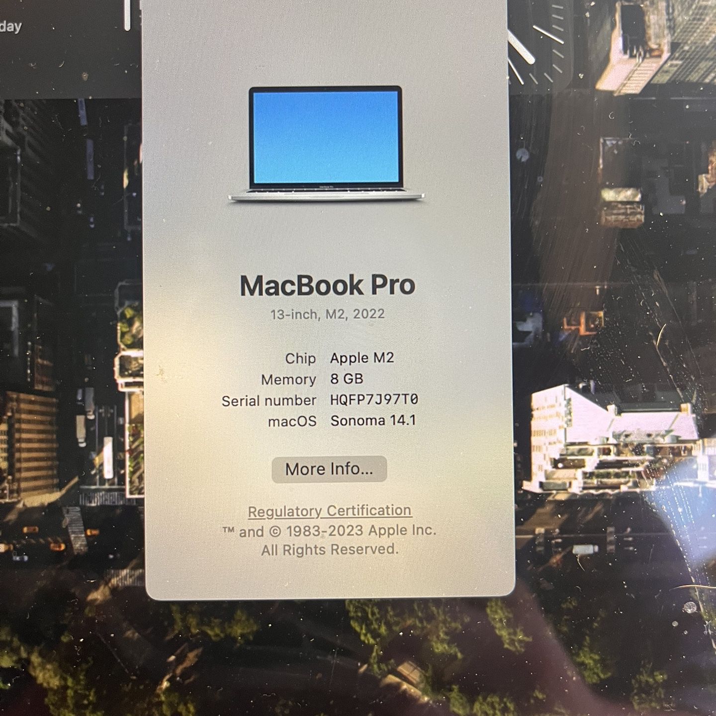 Apple MacBook Pro 13” 2022