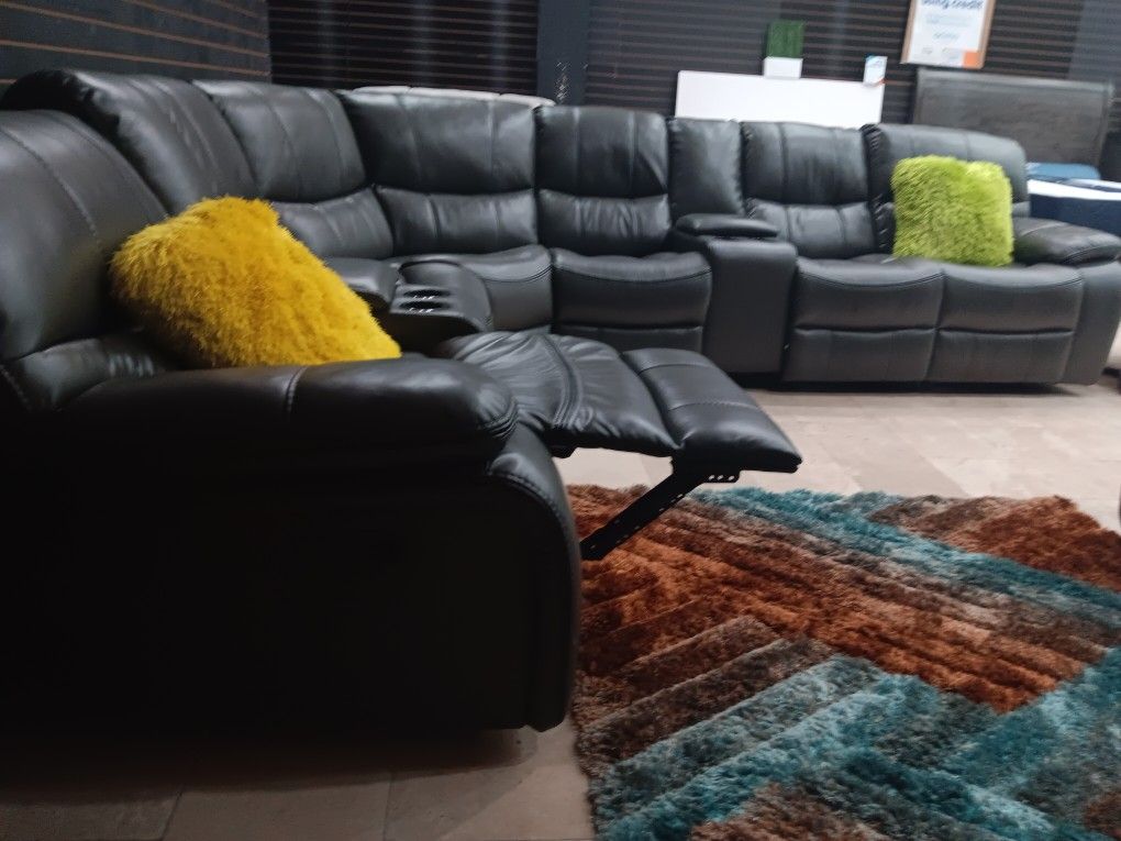 *Weekend Special* Madrid Sophisticated Gray Leather Reclining Sectional Sofa Delivery And Easy Financing Available💪