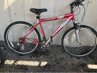 Schwinn Hybrid Bike