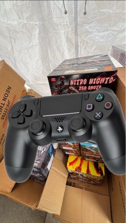 ps4 controller *in dependence day edition*