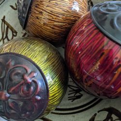 3 Large Decor Balls