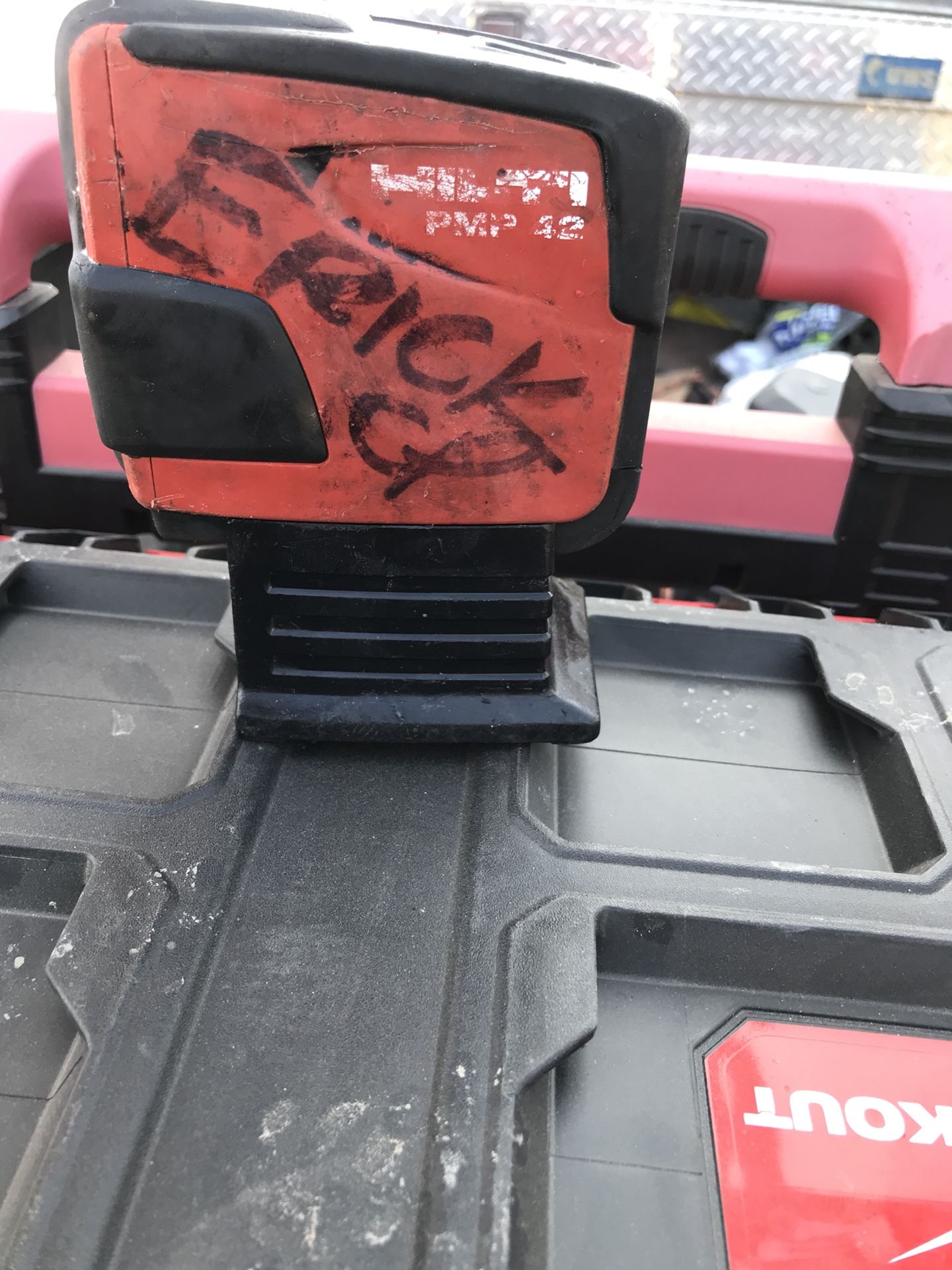 Hilti lacer