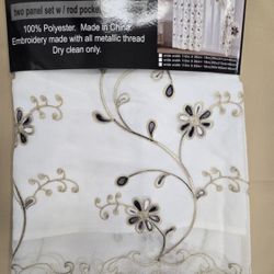 2 Panels Curtains 