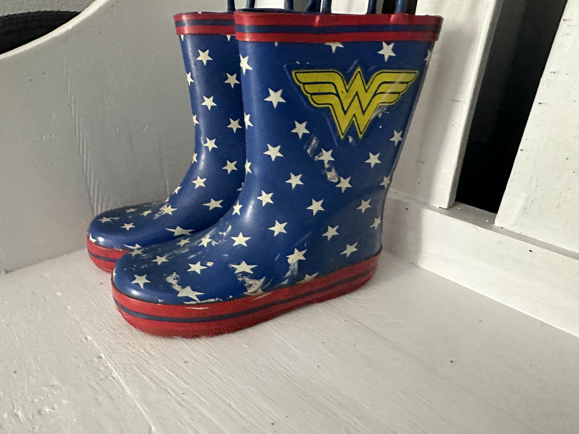Wonder Woman 🌷Toddler Girl Rain Boots Sz 10 C
