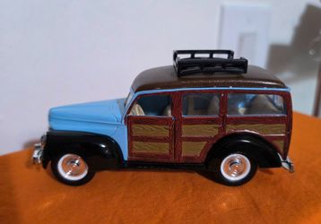 1940 Light Blue Ford Woody Wagon Die Cast