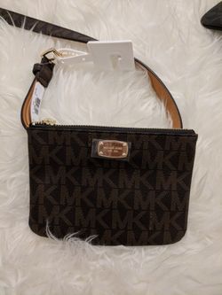 MICHAEL KORS Fanny Pack Belt MK Logo Bag 552744C Size S Brown Gold NWT for Sale in Arlington TX OfferUp