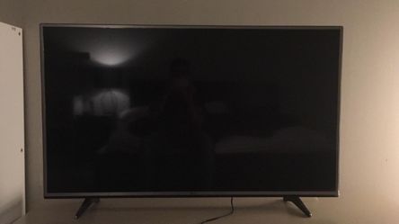 LG 50 inches 4K