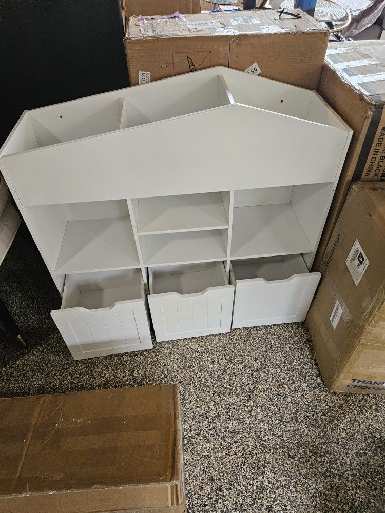 Little White Shelving With Drawers