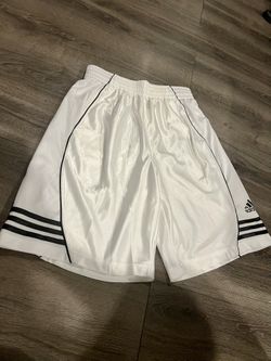 Adidas Men's basketball shorts size M