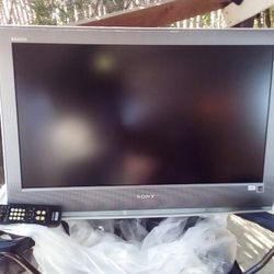 32" Sony Bravia. It's Available 👍