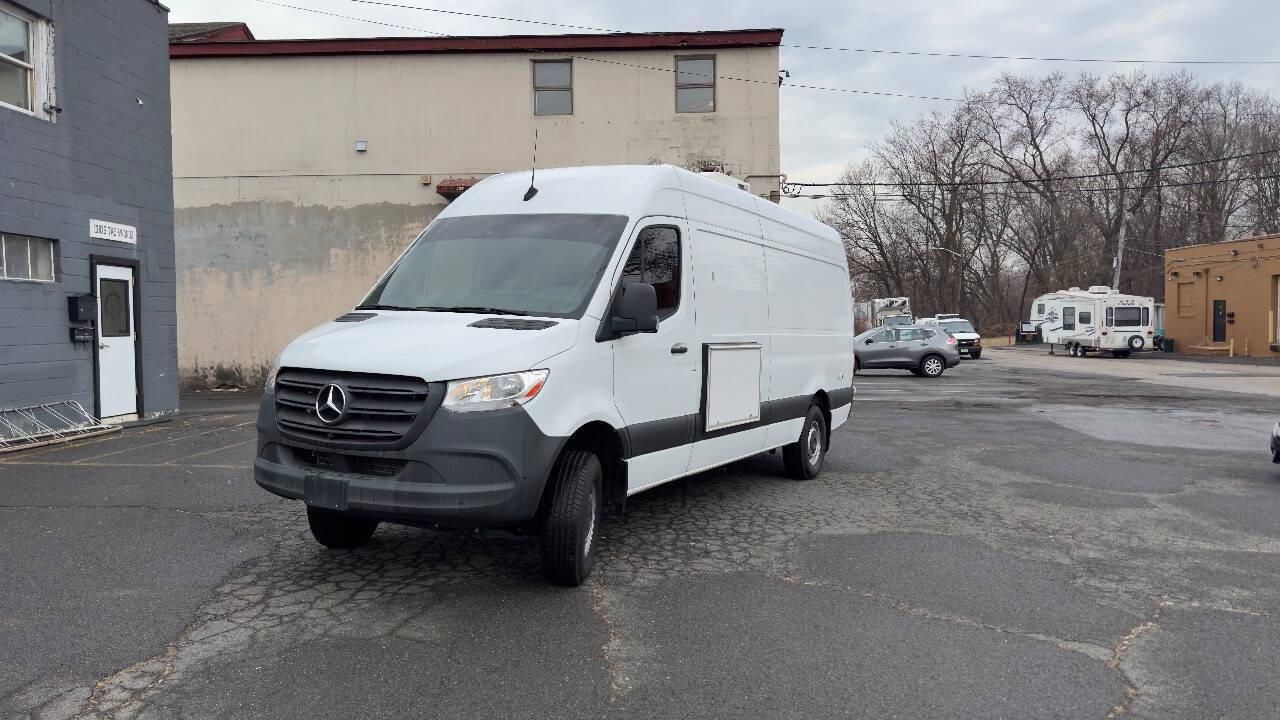 2022 Mercedes-Benz Sprinter 2500