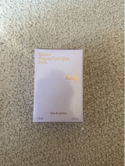 Kirky perfume