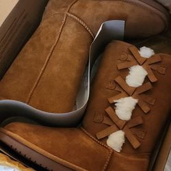 Koolaburra  Ugg Victoria Boots