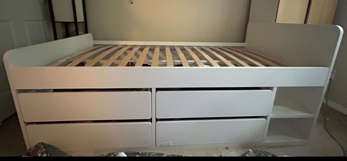 Släkt Bed Ikea