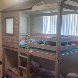 Bunk Bed With 1 Like New Foam Mattress 