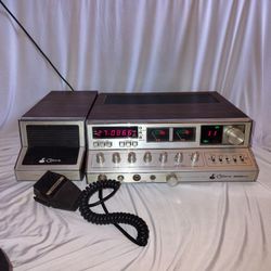 Dynascan Cobra 2000 GTL CB Base Station Radio Transceiver with Mic and External Speaker