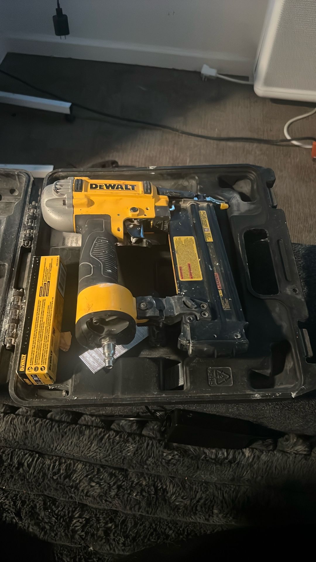 Dewalt