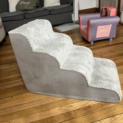 Dog Stair 