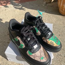 Size 5 youth Nike af1s new in box custom made