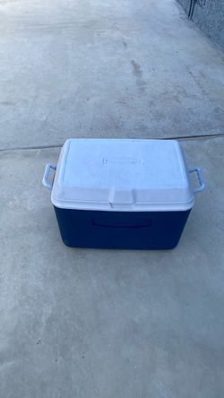 Ice chest