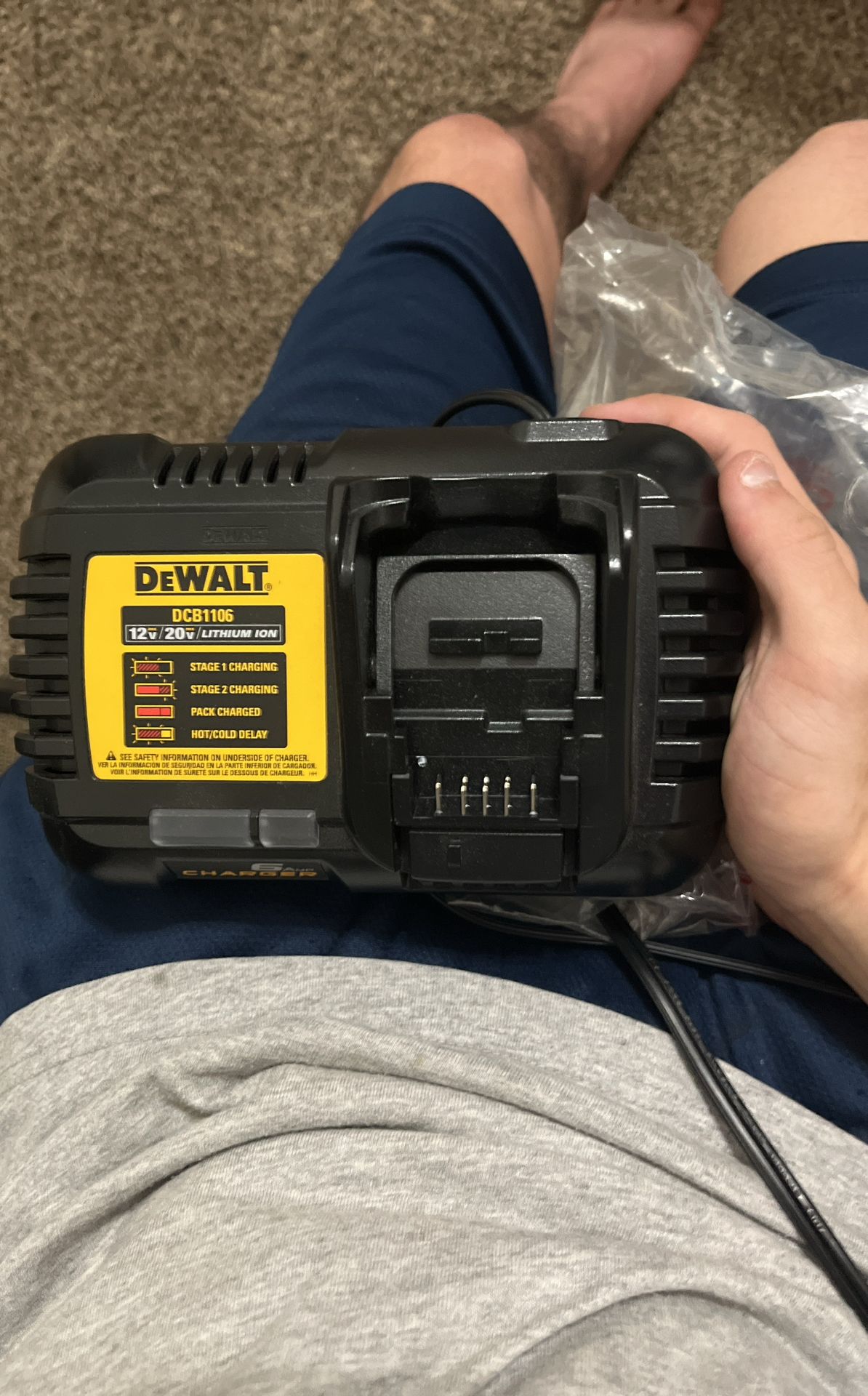 Dewalt Battery Charger DCB1106
