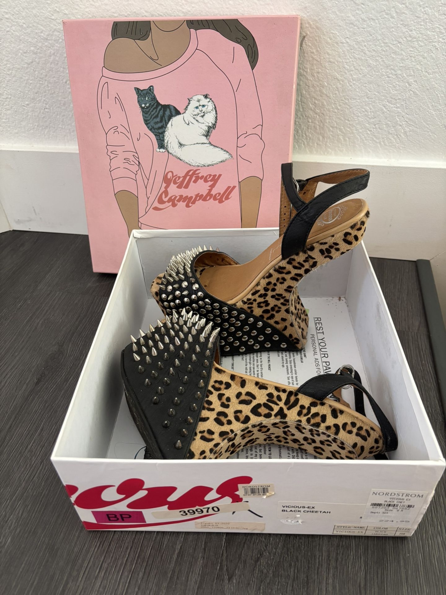 GARAGE SALE - women’s shoes heels