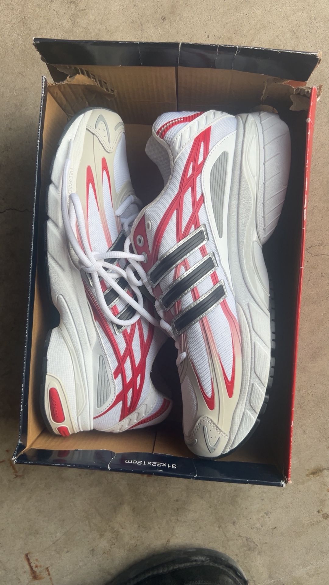 Men’s Adidas Classic