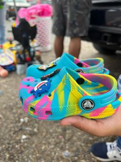 toddler crocs size 7
