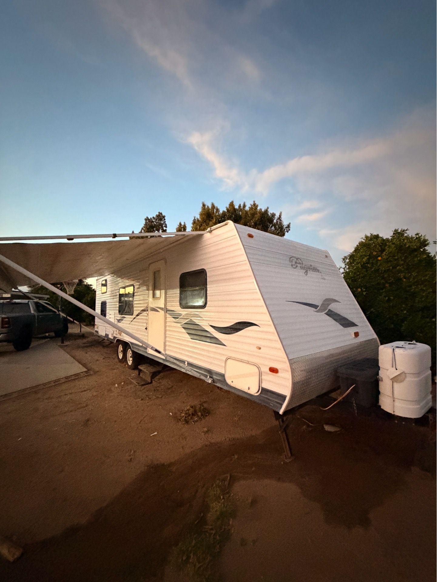 Travel Trailer Pilgrim 28 Lite model bunkhouse 1/2 ton friendly
