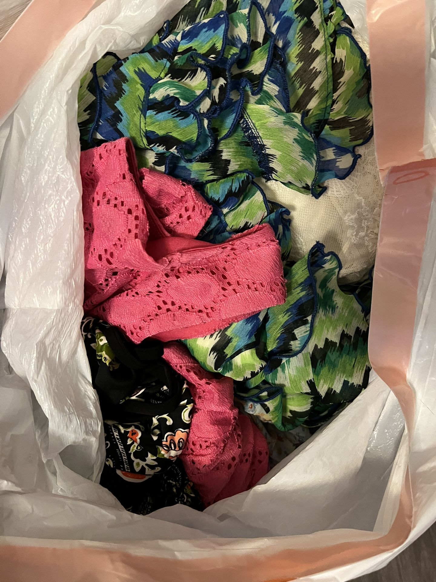 Bag of 13 Women’s Summer Dresses