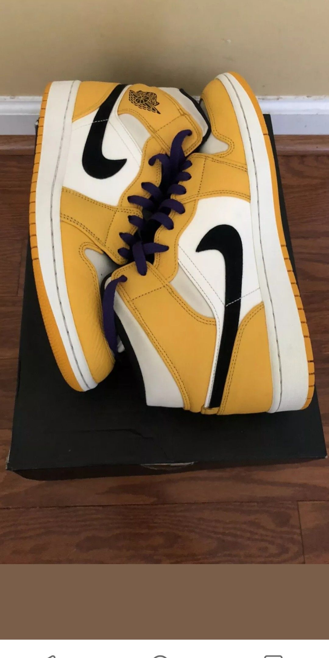 Jordan 1 mid se lakers worn 2x