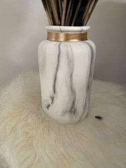 Simple White Ceramic Vase, Modern Home Decoration Porcelain Vase Flower Vase Origami Design, Flower Arrangement Decoration Shooting Props, Gifts (ER)