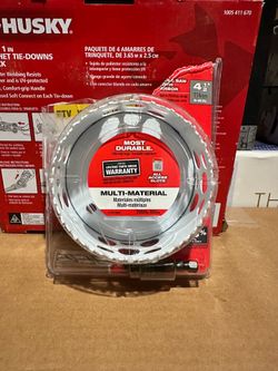 Milwaukee 4-1/2 in. HOLE DOZER Bi-Metal Hole Saw with 3/8 in. Arbor and Pilot Bit