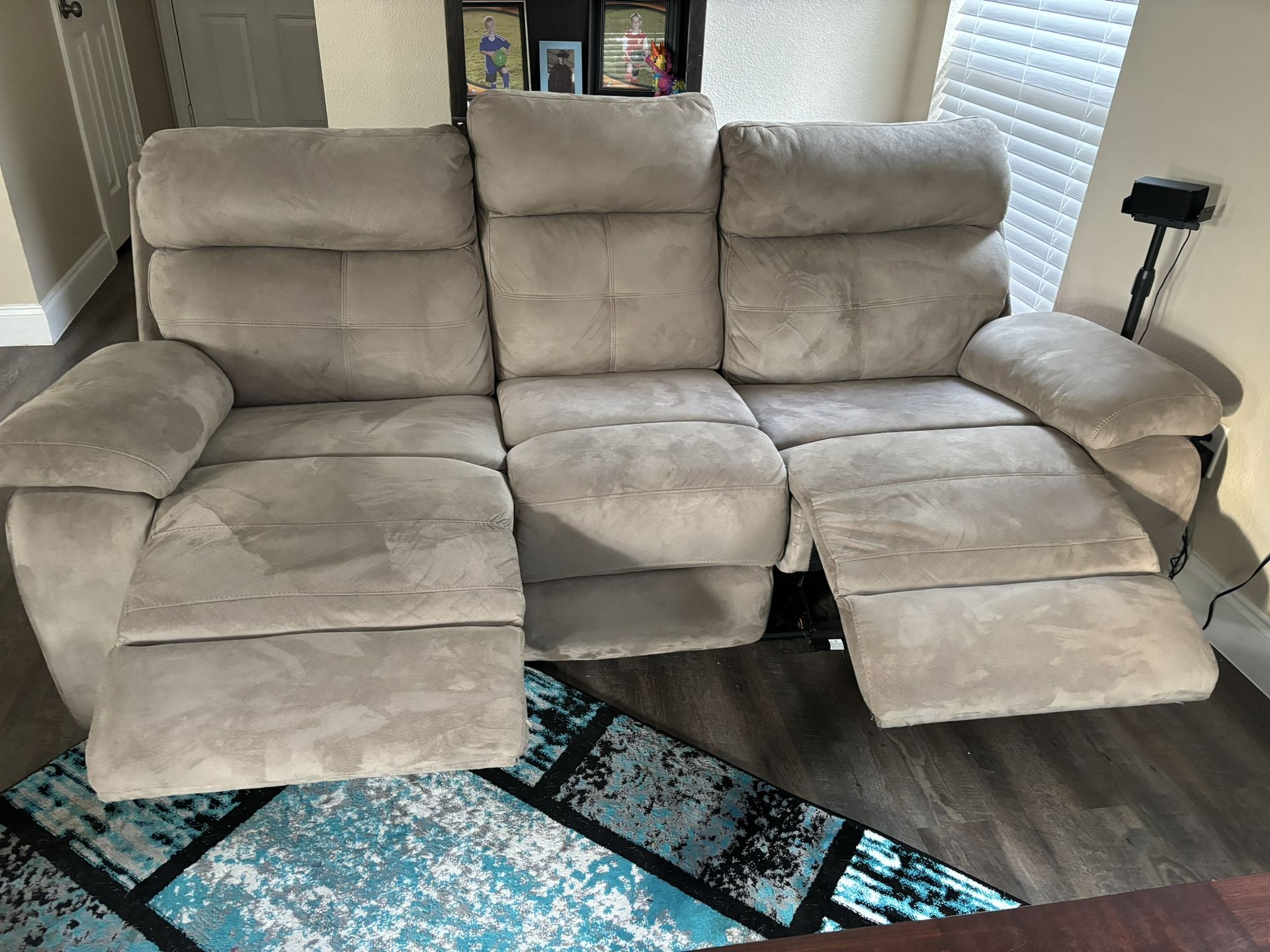 3 Part Sectional Couches 