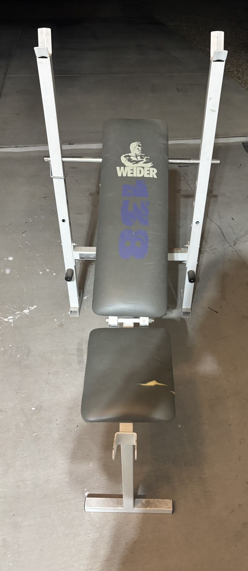Weight Bench