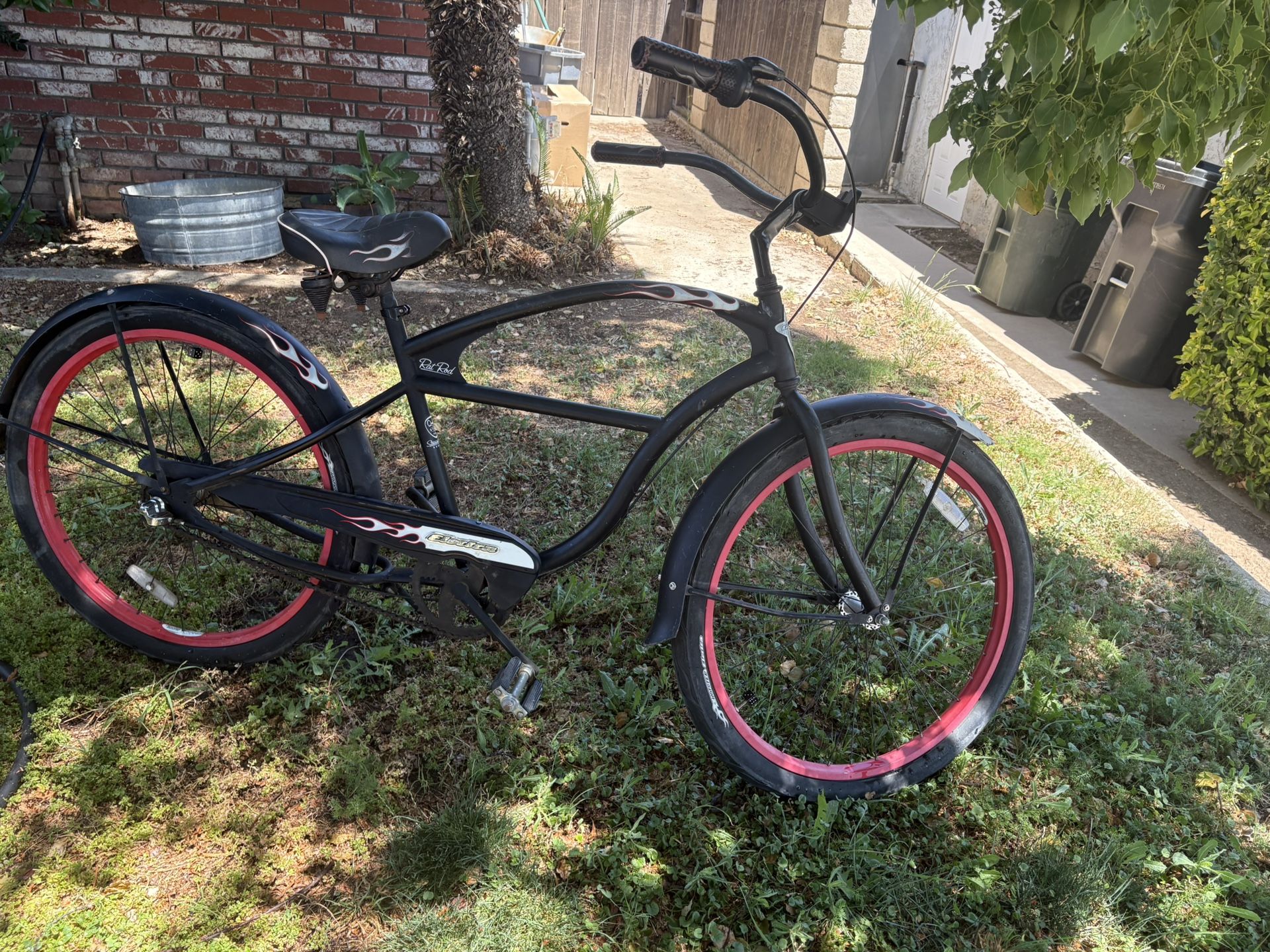 Electra Rat Rod Beach Cruiser In Good Shape Has Some Scratches, But It’s In Good Shape