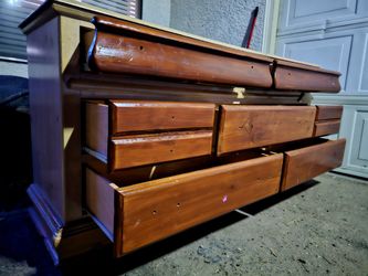 Nice 7 Drawer Dresser