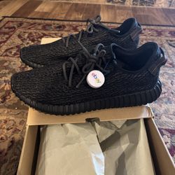 Adidas Yeezy Pirate Black VNDS