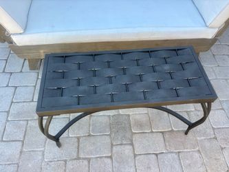 Metal table Claremont Mesa