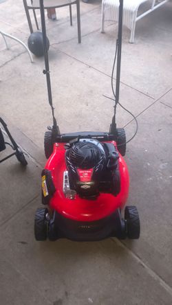 Craftsman M110 Gas Push Lawn Mower