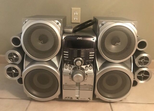 JVC 5 CD Twin Gigatube Compact Stereo Compnent System