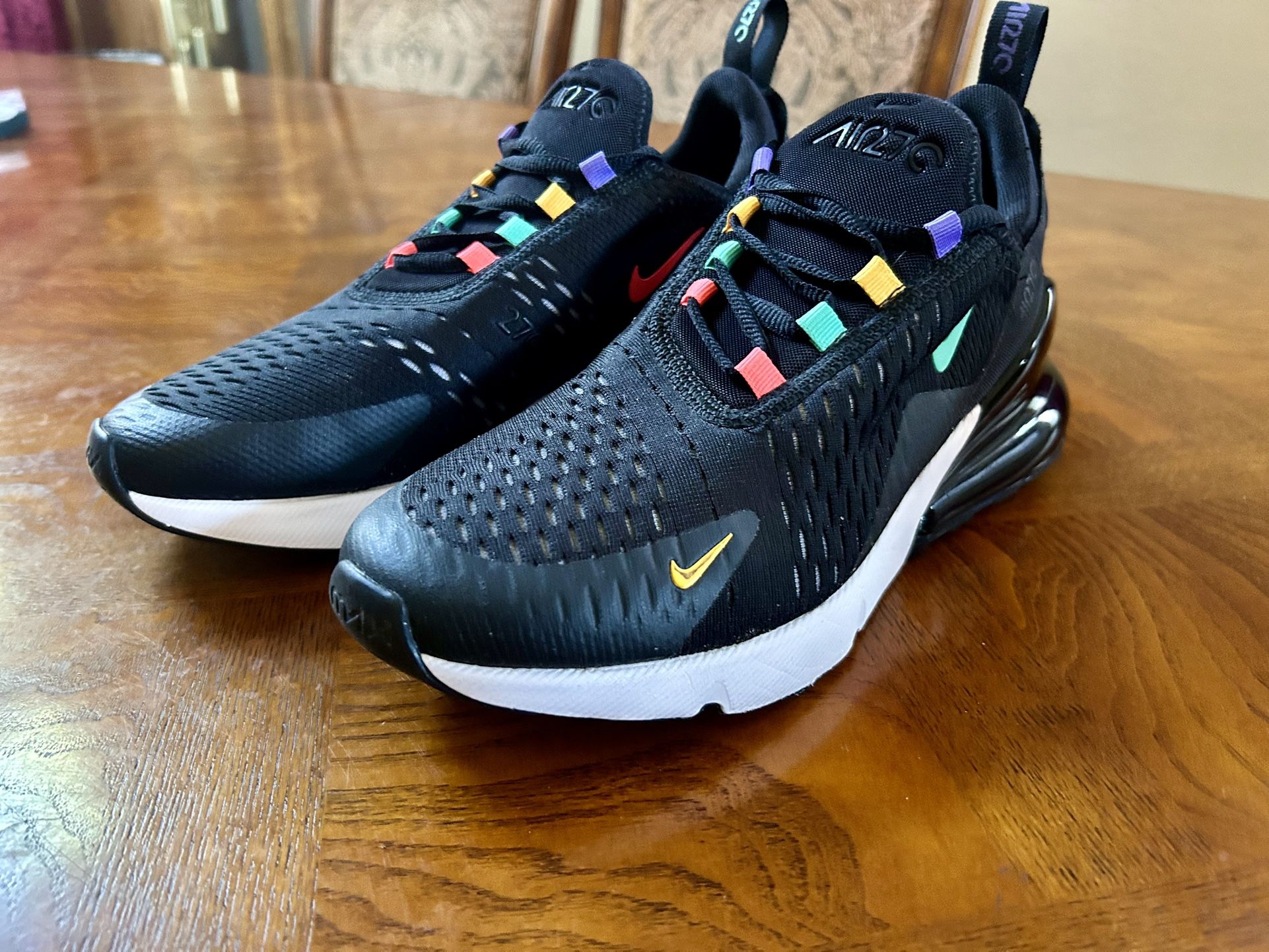 Nike Air Max 270 Black Crimson Sneakers