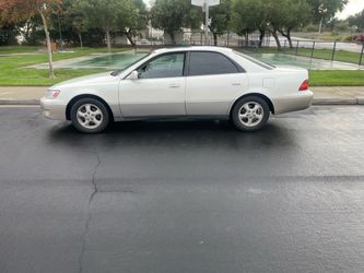 2000 Lexus ES 300