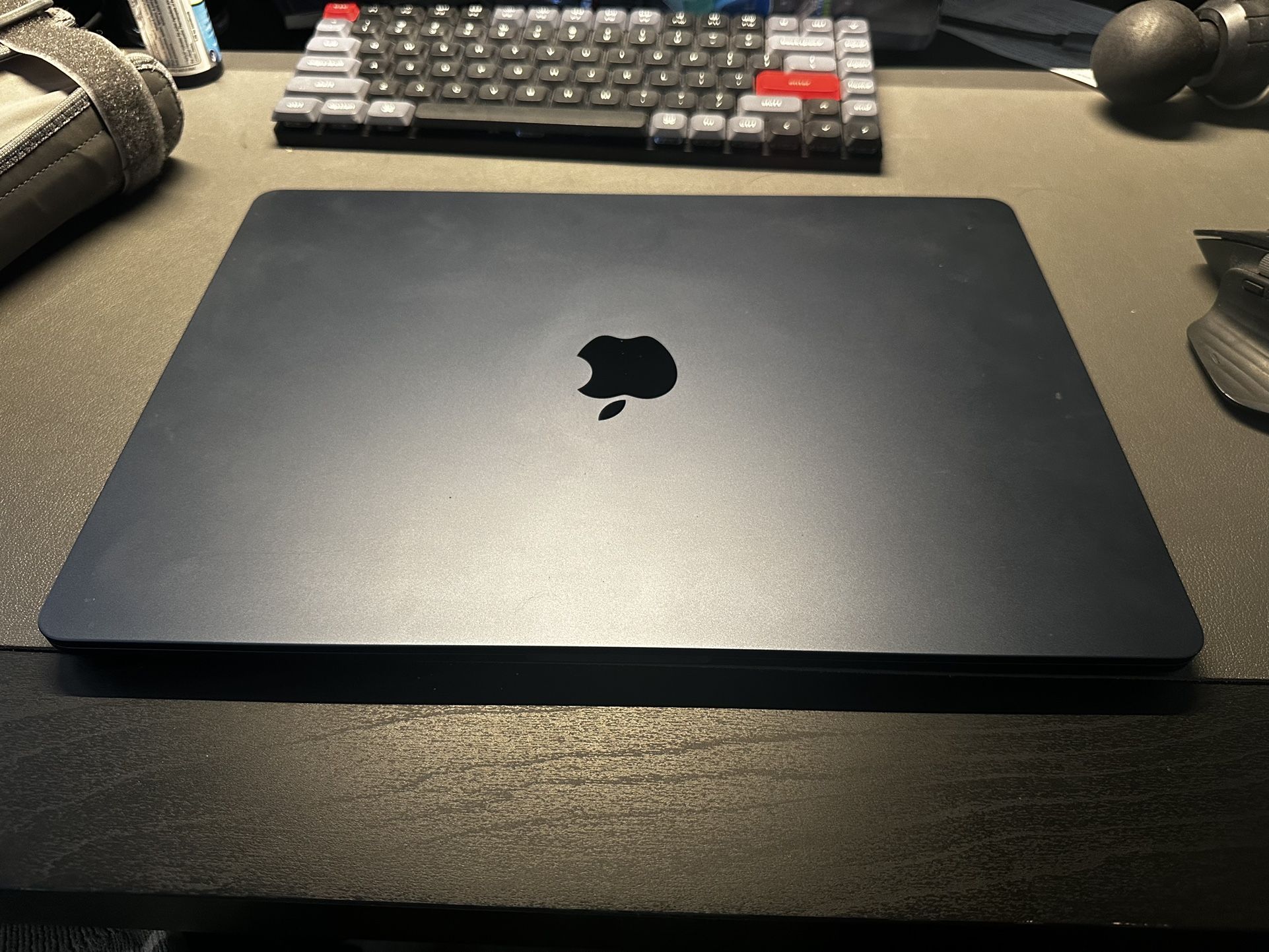 MACBOOK AIR 15 INCH
