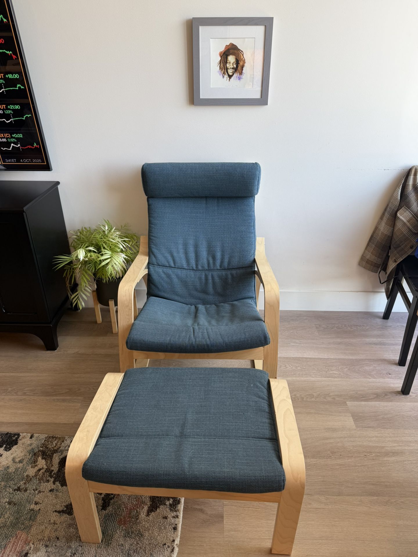 Accent Chair 