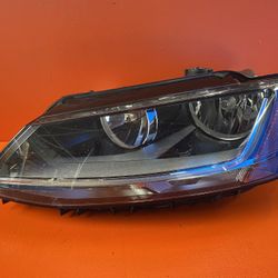 2017 2018 VOLKSWAGEN JETTA LEFT DRIVER SIDE HALOGEN HEADLIGHT OEM 5C(contact info removed)J