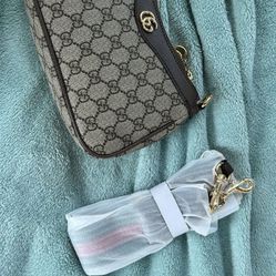 Shoulder/hand Bags