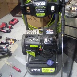 3200 PSI RYOBI PRUSHER WASHER